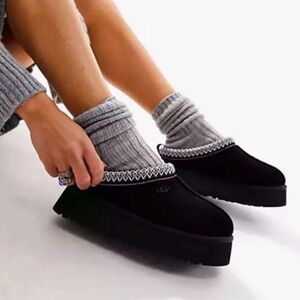 UGG Tazz II Platform Slippers Black Suede Sheepskin Shearling Fleece Womens 9
